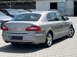 Skoda Superb foto 3