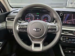 KIA K5 foto 5