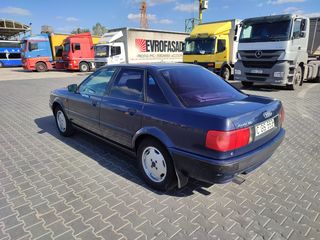 Audi 80 foto 3