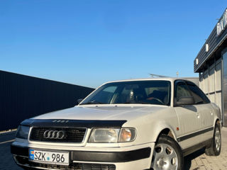 Audi 100 foto 2