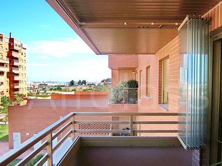 Sistem cu geamuri culisante pentru balcon, terase și nu numai, sticlă călită. foto 9