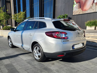 Renault Megane foto 2