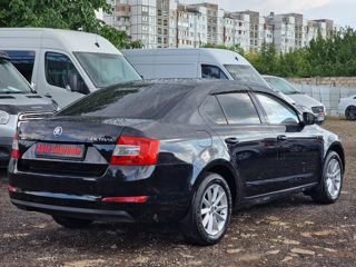 Skoda Octavia foto 6