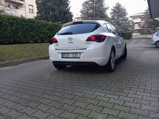 Opel Astra foto 2