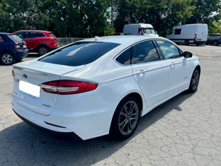 Ford Fusion foto 4