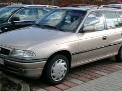 Opel Astra foto 2