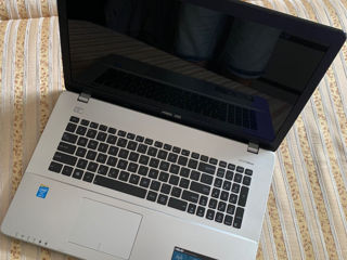 Asus Vivobook 17 ( intel Core i7 4700HQ 8x 3.50ghz, 8gb RAM, SSD 128gb + 1000GB)