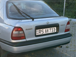 Nissan Sunny foto 6