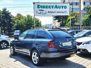 Skoda Octavia foto 6