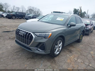 Audi Q3 foto 2