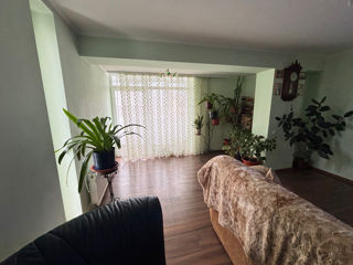 Apartament cu 2 camere, 100 m², Buiucani, Chișinău foto 6