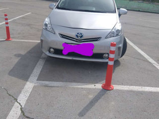 Toyota Prius +