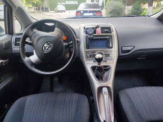 Toyota Auris foto 6