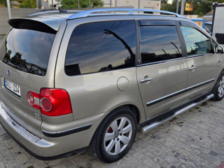 Volkswagen Sharan foto 3