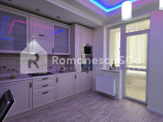 Apartament cu 2 camere, 90 m², Centru, Chișinău foto 4