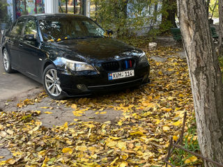 BMW 5 Series foto 2