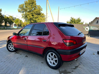 Peugeot 306 foto 1