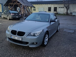 BMW 5 Series foto 3