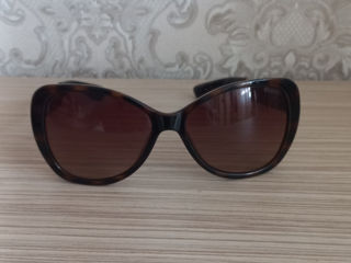 Ochelari Guess