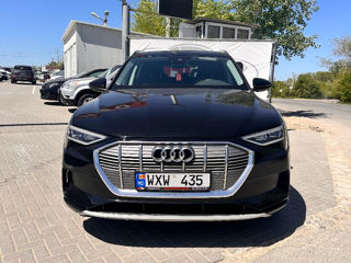 Audi e-tron foto 3
