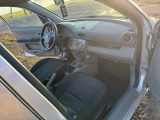 Mazda 2 foto 8