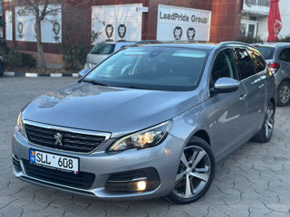 Peugeot 308 foto 2