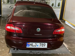 Skoda Superb foto 4