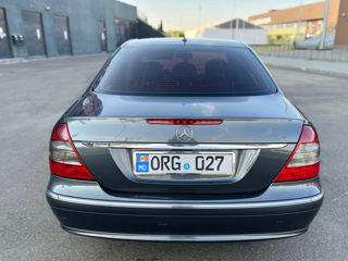 Mercedes E-Class foto 6