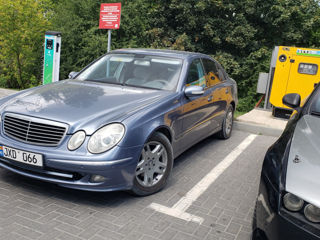 Mercedes E-Class foto 3