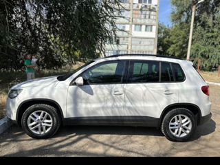 Volkswagen Tiguan foto 2