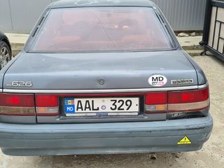 Mazda 626 foto 3