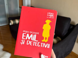 Cartea Emil și detectivii de Erich Kstner foto 1