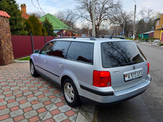 Volkswagen Passat foto 4