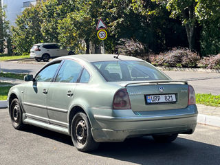 Volkswagen Passat foto 6