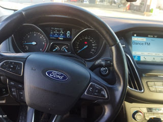 Ford Focus foto 9