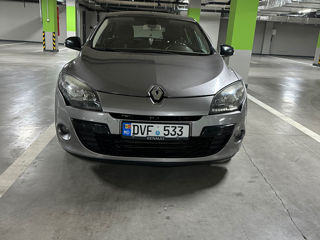 Renault Megane foto 2