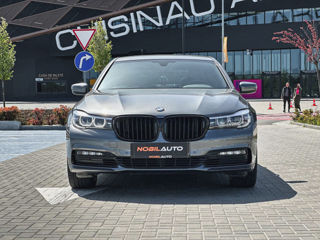 BMW 7 Series foto 3