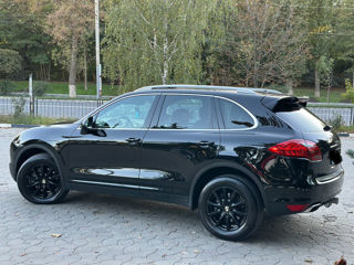 Porsche Cayenne foto 6