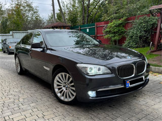 BMW 7 Series foto 2