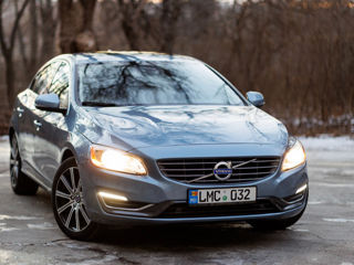 Volvo S60 foto 7