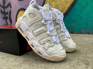 Nike Air More Uptempo Bej Women's foto 2