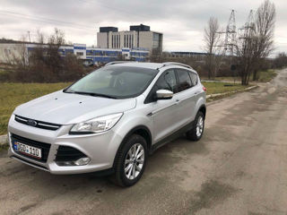 Ford Kuga foto 2