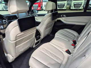 BMW X7 foto 15