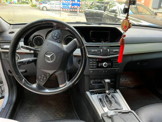 Mercedes E-Class foto 6