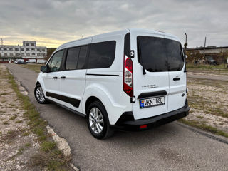 Ford Transit Connect foto 2