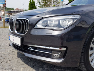 BMW 7 Series foto 9