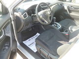 Nissan X-Trail foto 8