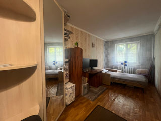 Apartament cu 2 camere, 48 m², Botanica, Chișinău foto 3