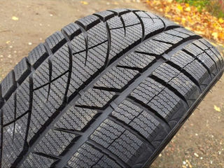 Anvelope iarna 255/50 R19 107H XL RoadX RxFrost WU01 foto 5