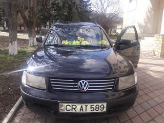 Volkswagen Passat foto 1